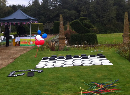 Giant Draughts